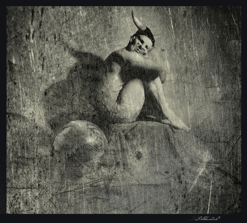 Самотність фото превью