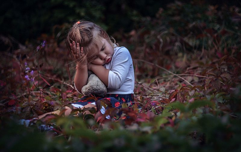 Зайка жалеет зайку фото превью