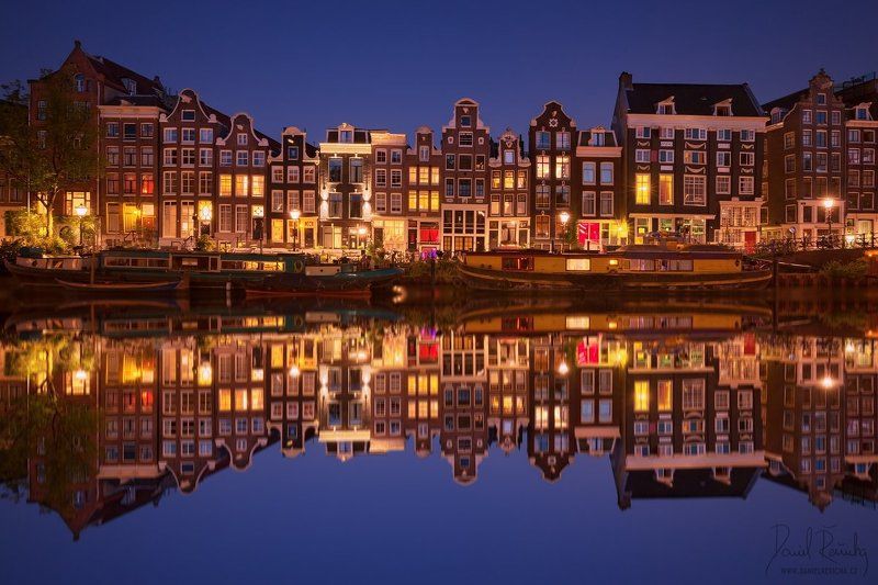 Netherlands, Nederland, Niederlande, Holland, North Holland, Holanda, Amsterdam, Amsterdam icon, Europe, city, beautiful city, night city, ships, boat, old houses, houses, reflection, reflection, blue, blue sky, sky, colorful, blue hour, sunset, canals, c Evening in Amsterdam фото превью