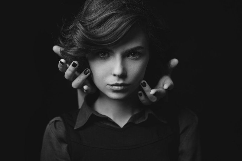 девушка, 2017, портрет, portrait, чб, глаза, прическа, pretty Alexandra фото превью