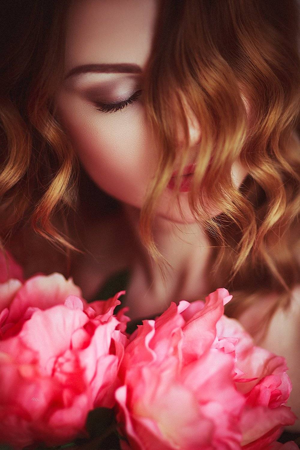 portrait, woman, beauty, flowers, natural light, Руслан Болгов (Axe)