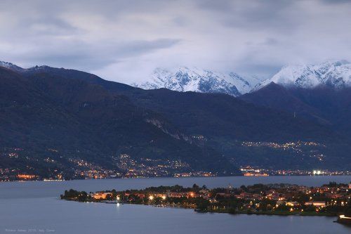 Вечерний приальпийский городок
