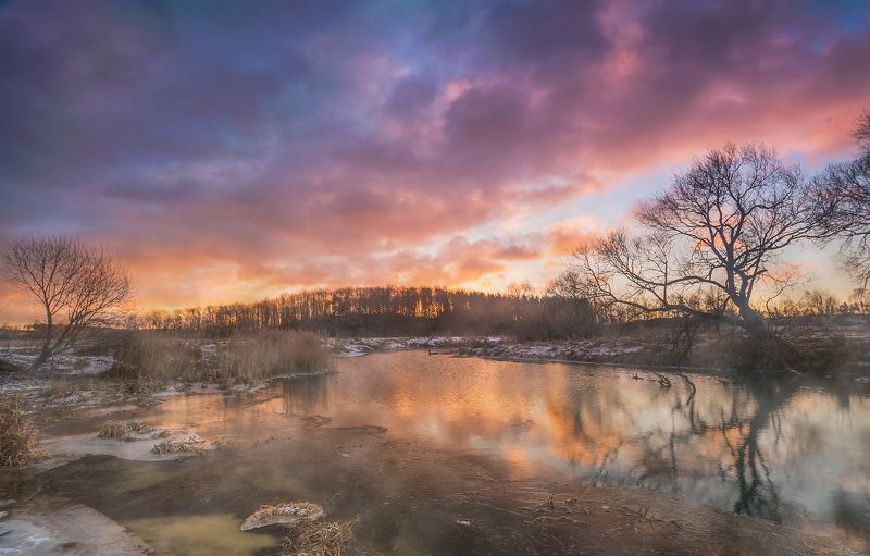 рассвет заря река небо беларусь пейзаж зима снег лес деревья февраль контраст панорама, В пламени рассвета фото превью