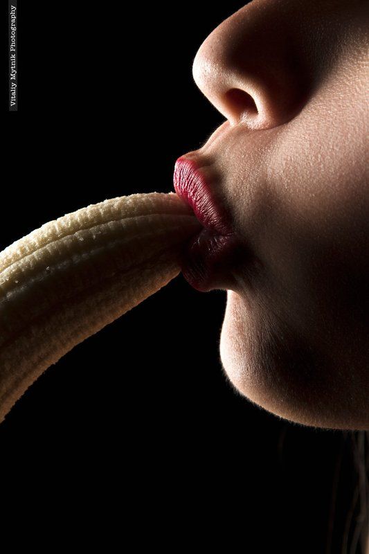 lips, young, sex, sexy, mouth, banana, woman, food, girl, sexual, white, erotic, yellow, adult, blowjob, ripe, health, fresh, diet, eat, licking, healthy, job, face, beautiful, female, blow, oral, male, passion, man, object, organic, isolated, nutrient, n *** фото превью