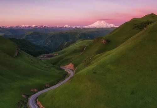 Кавказ. Начало лета.