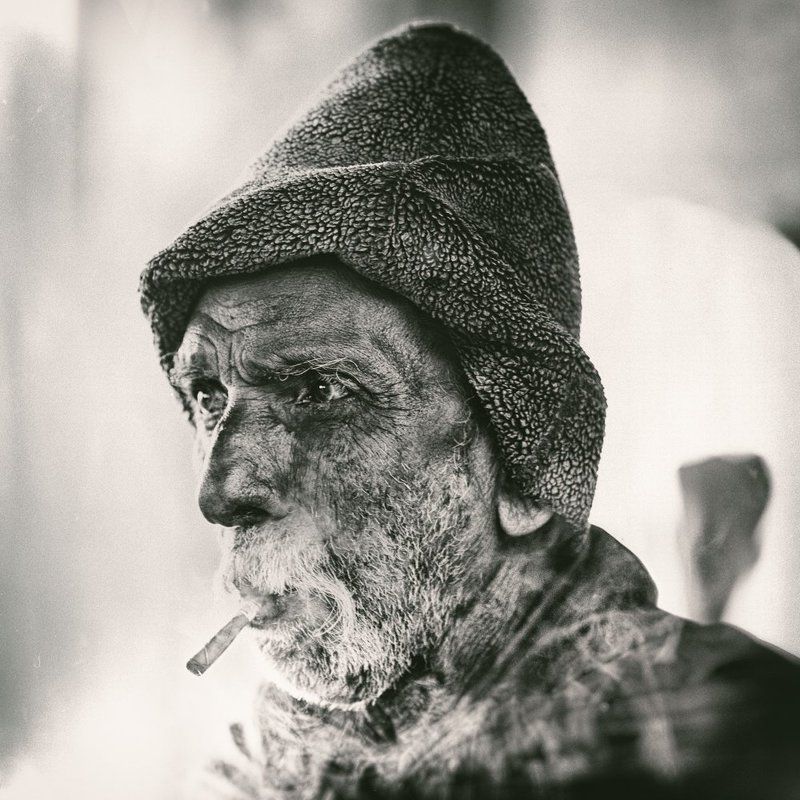 шри-ланка, рыбак, рыбный рынок Рыбак. фото превью