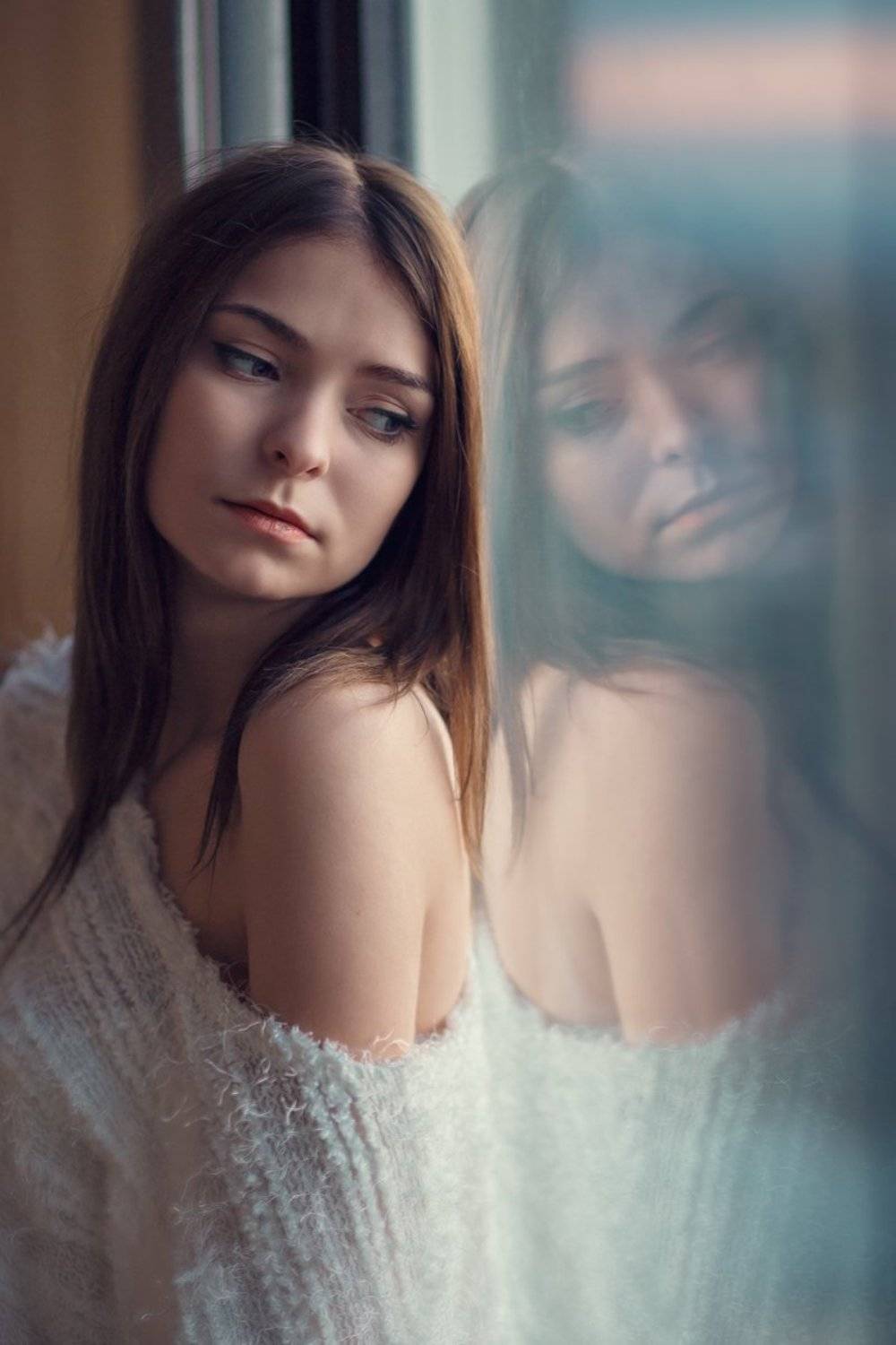 девушка, окно, отражение, настроение, теплый, холодный, белый, плечо, оголенный,, Марина Кондратова