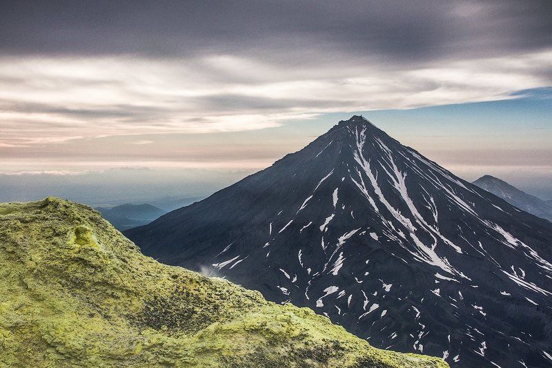 вулкан, камчатка, корякский, авачинский, сера, вечер. Вечерело, пора было спускаться... фото превью