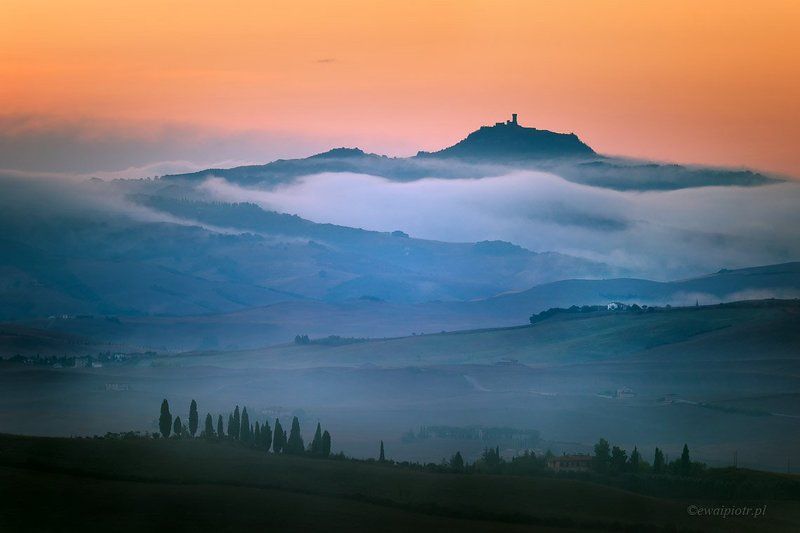 Tuscany, Misty morning фото превью