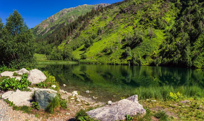 На берегу Туманлы Кель фото превью