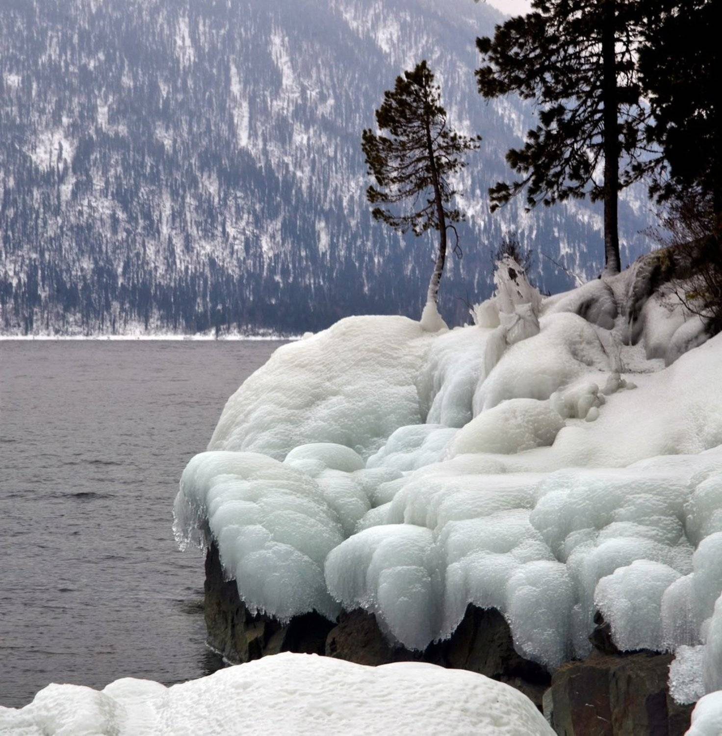 , Анатолий Иванов