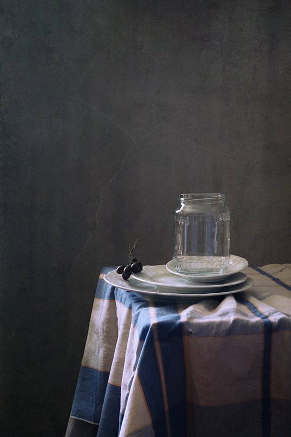 натюрморт, банка, виноград, пустота, Курочкина Диана