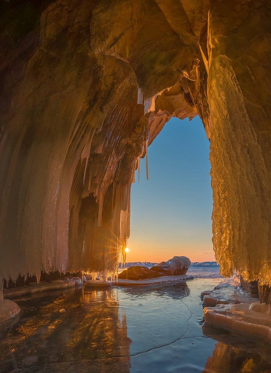 байкал, ольхон, лед, грот, рассвет, панорама, Кирилл Уютнов