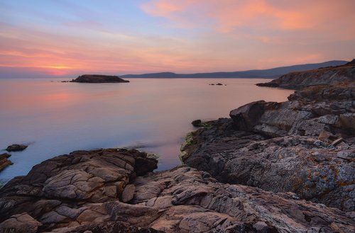 Silent sunrise