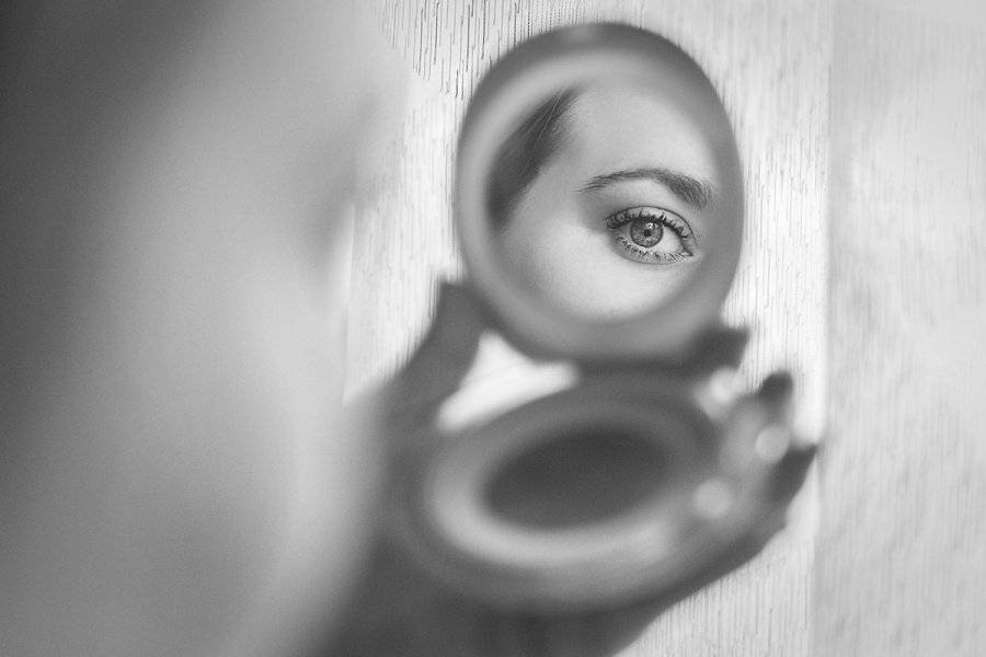 портрет, ч/б, отражение, девушка, зеркало, Сергей Гойшик