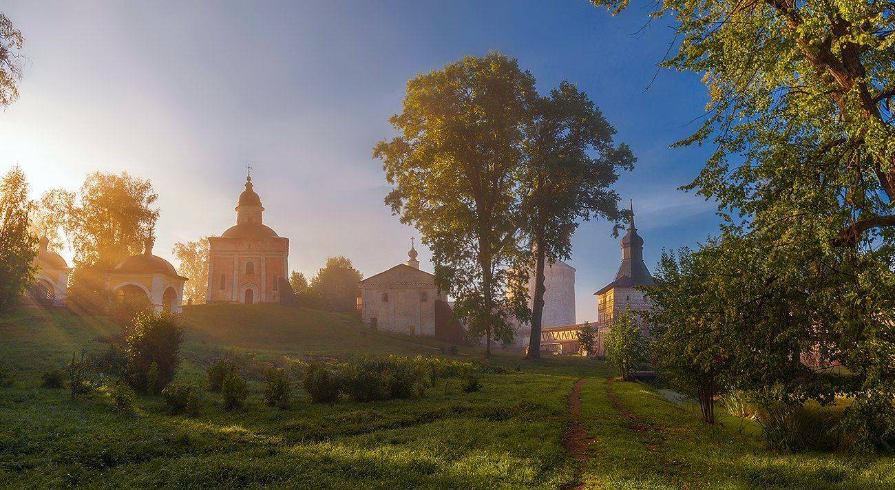 утро туман храм монастырь кириллов, Марина Мурашова