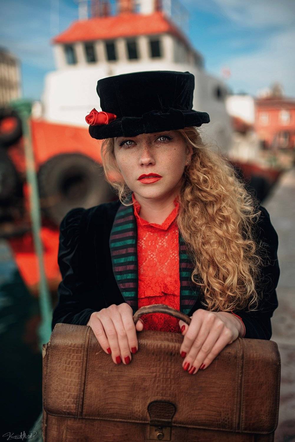 model, eyes, beauty, retro, pretty, vintage, nikon, sigma, red, old, blue, black, sigma35, 35mm, beautiful, portrait, face, freckles,, Каан Алтындал