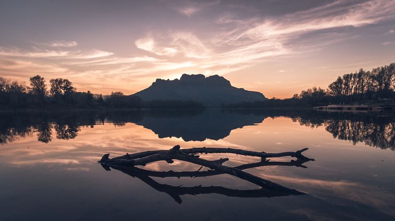 Sunset on the lake  фото превью