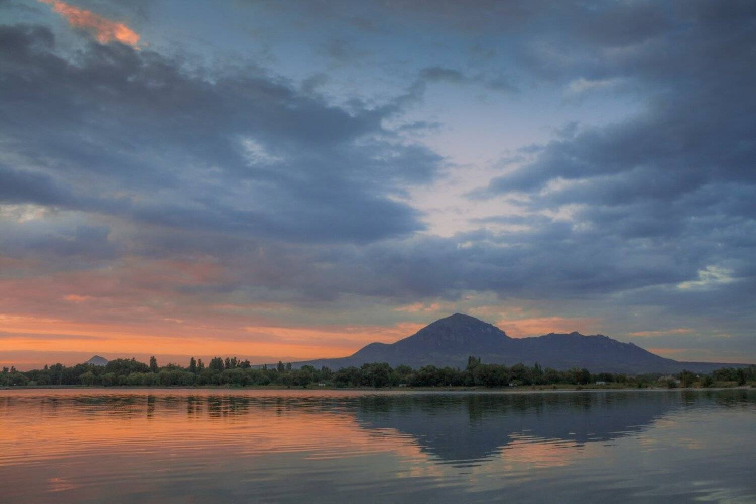 бештау, пятигорск, кмв, закат, вечер, озеро, гора, Виктор Климкин