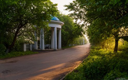 Свежим утром.