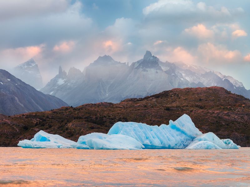 sv-phototravel.com Бронзовый закат на сером озере фото превью