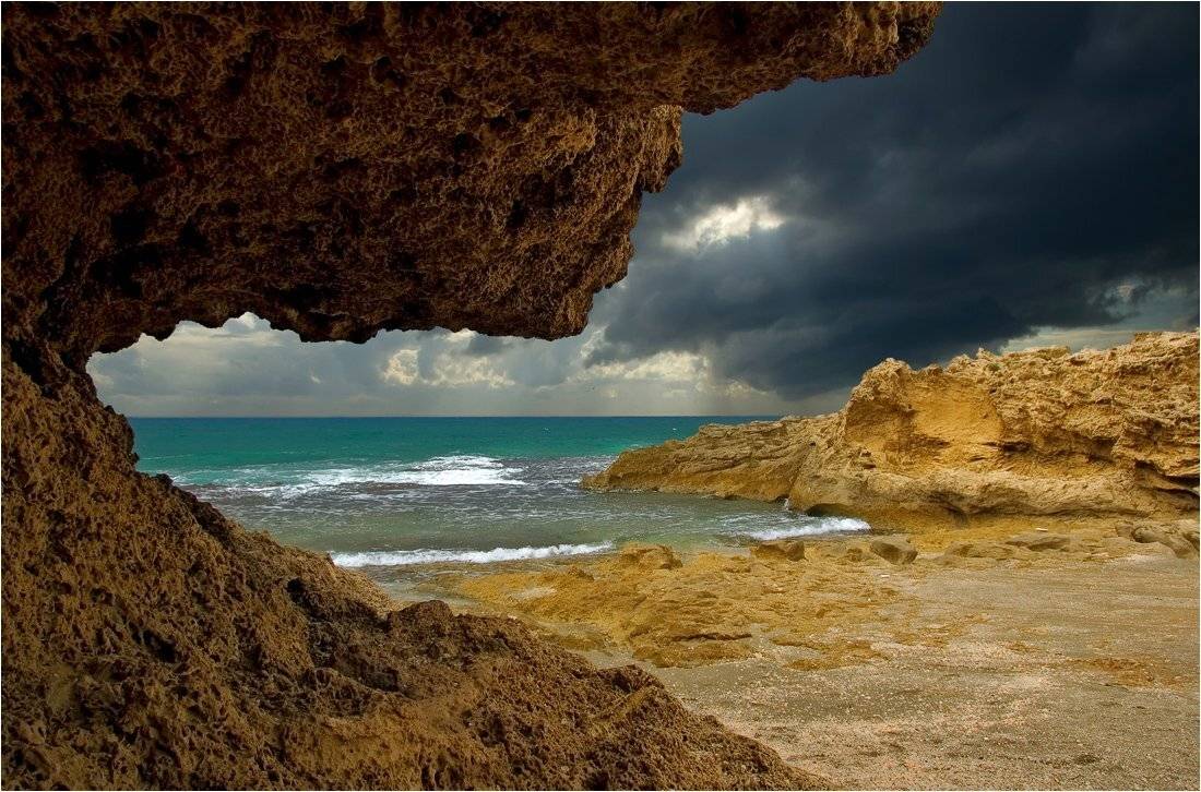 , Александр Беляев