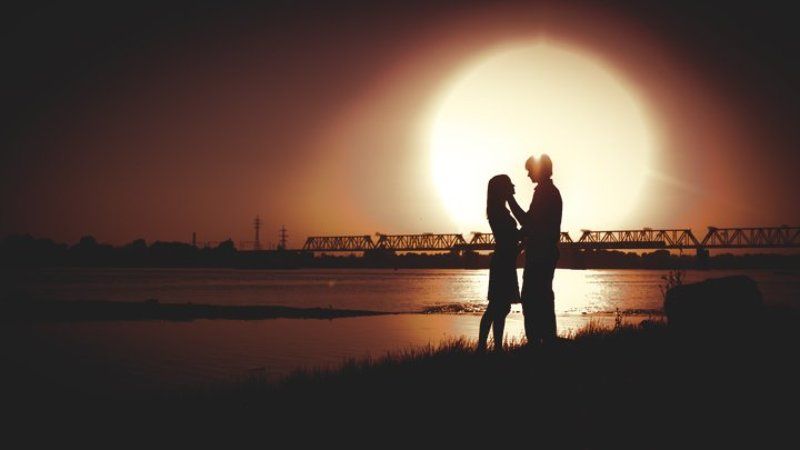 любовь, влюбленные, чувства, романтика, свидание, пара, встреча, парень, девушка, люди, силуэты, закат, солнце, вечер, река, берег, мост, love, feelings, romance, dating, couple, met, guy, girl, people, silhouettes, sunset, sun, evening, river, beach, bri Елена и Николай фото превью