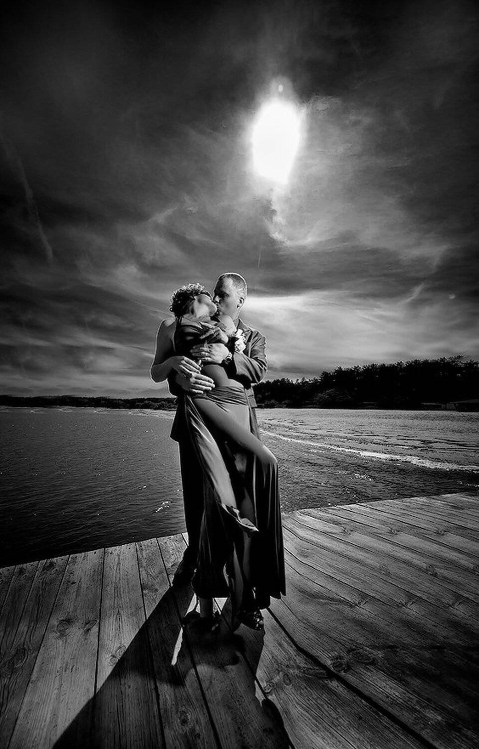 парень, девушка, солнце, вода, тучи, небо, причал, свадьба, Angel
