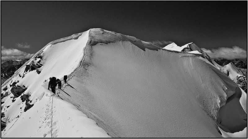 По гребню Карагем-Баши. фото превью