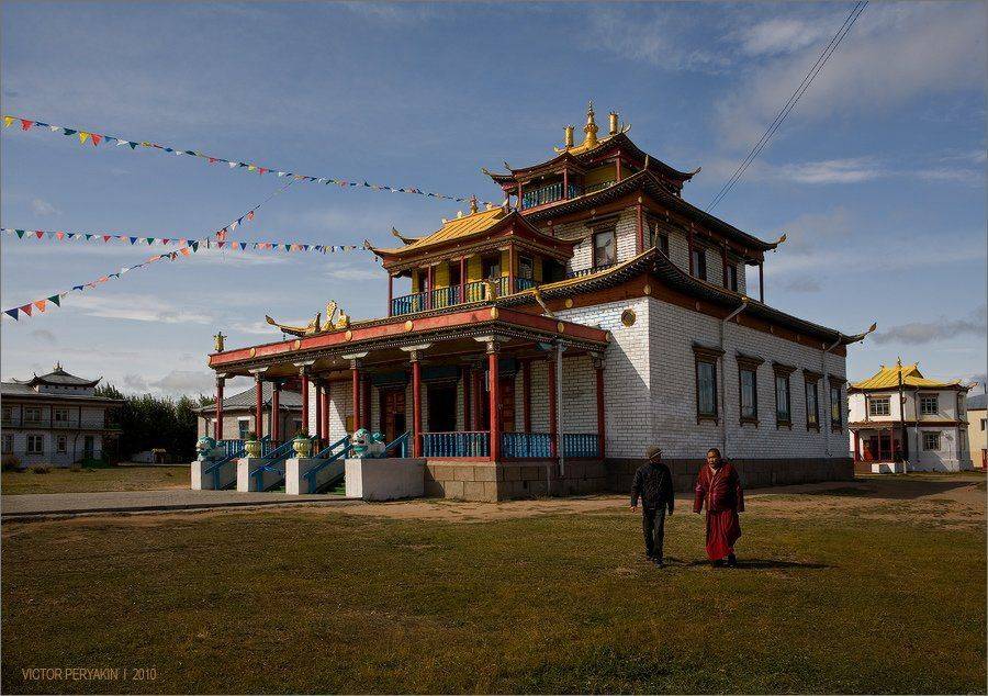 , Виктор Перякин