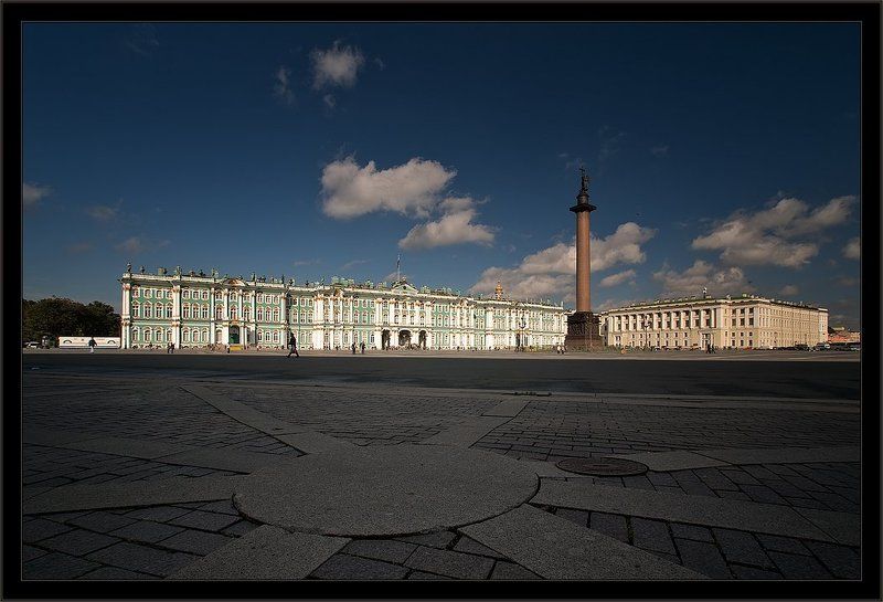 петербург, центр, зимний дворец, эрмитаж, дворцовая Цветная и черно-белая фантазии на тему Зимнего и Дворцовой (открытки) фото превью