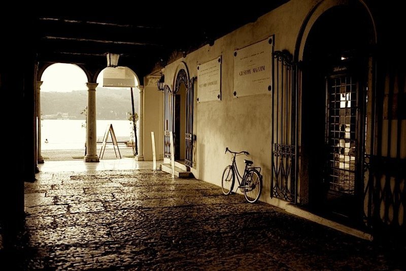 gardone, riviera  фото превью