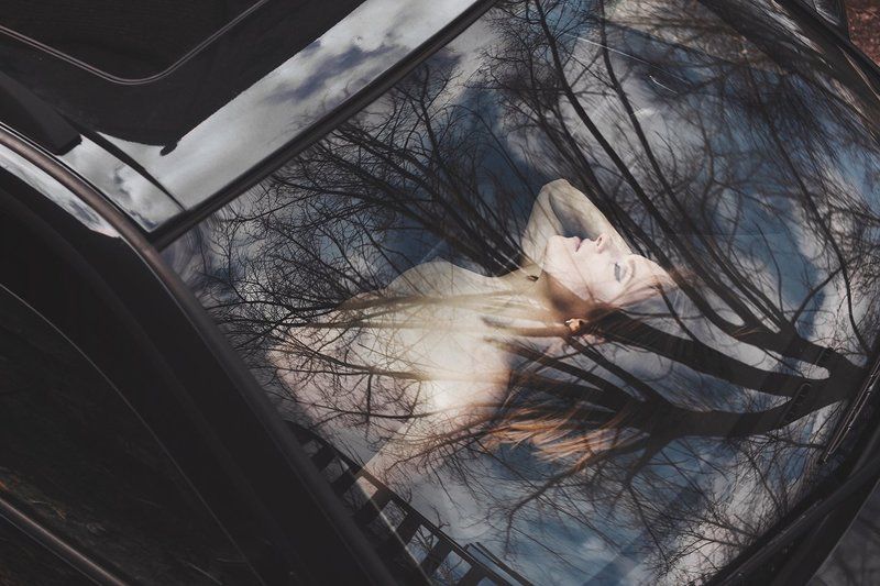 Блики на стекле фото превью