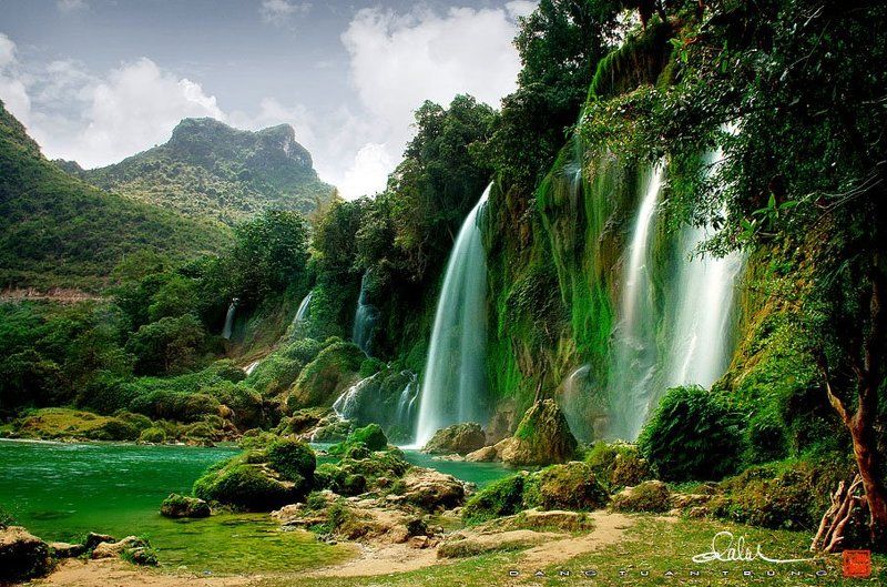 Water fall in Viet Nam фото превью