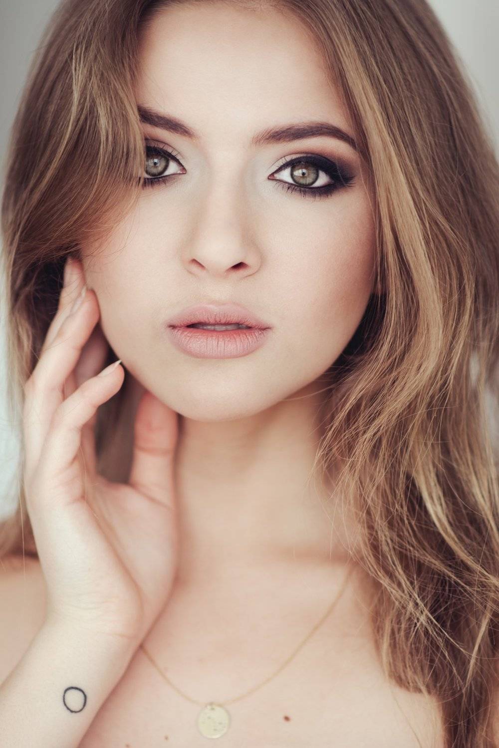 portrait, headshot, eyes, beautiful, model, female, natural light, girl, face, sensual, Michał Laskowski