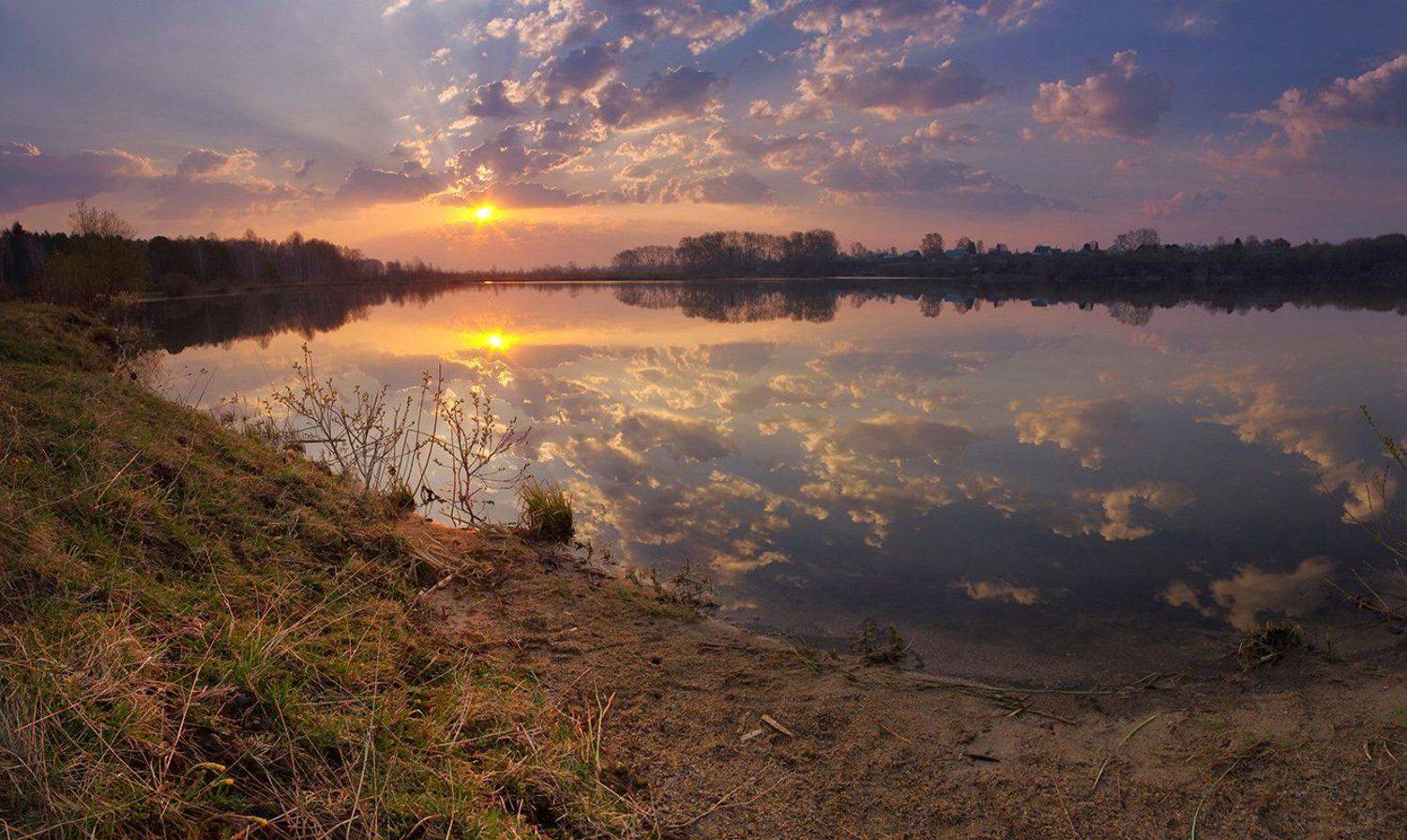 весна утро рассвет озеро облака отражение, Валерий Чичкин