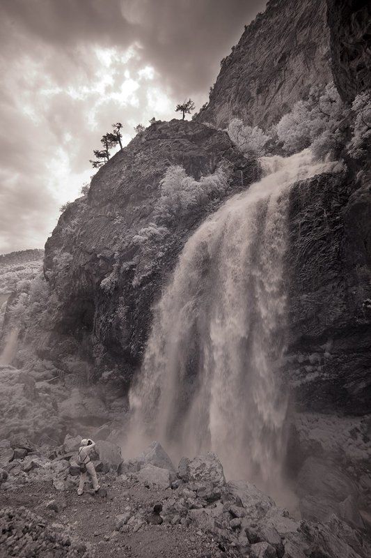 водопад,путешествие,пейзаж, ущелье,скалы, Водопад. фото превью
