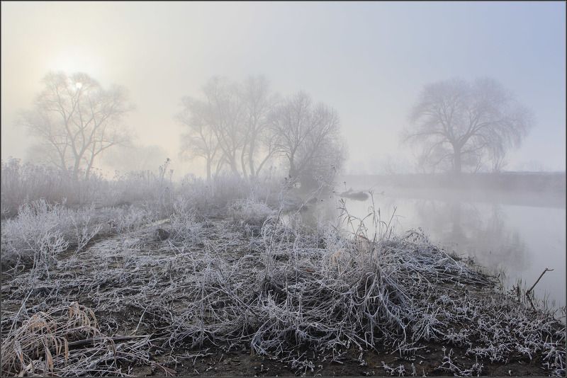 Изморозь туман река солнце *** фото превью
