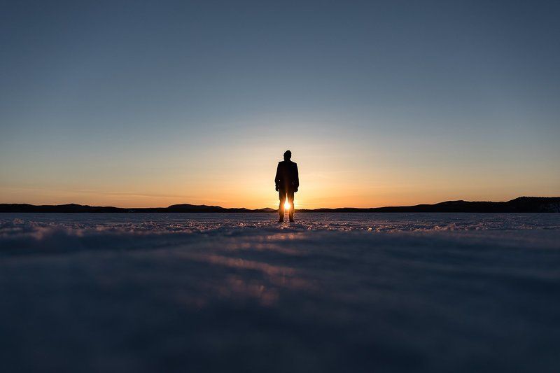 sunset, sky, mountains, men, snow, siberia, river Sunset фото превью