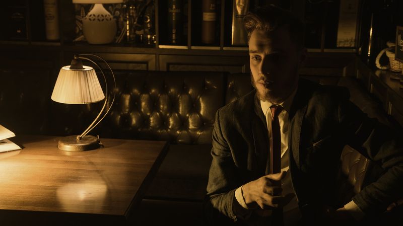 man, evening, light, bar, film  фото превью