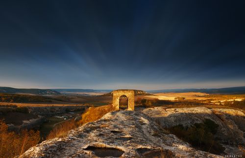 Кыз-Куле на закате.
