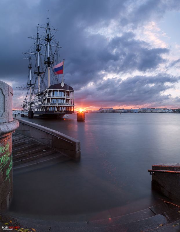 golubevphoto, Russia, city, SPb, Petersburg, sunrise, sky, sun, river, fregat, embankment, Россия, город, СПб, Петербург, Питер, восход, небо, солнце, фрегат, набережная, Благодать Благодать-2 фото превью