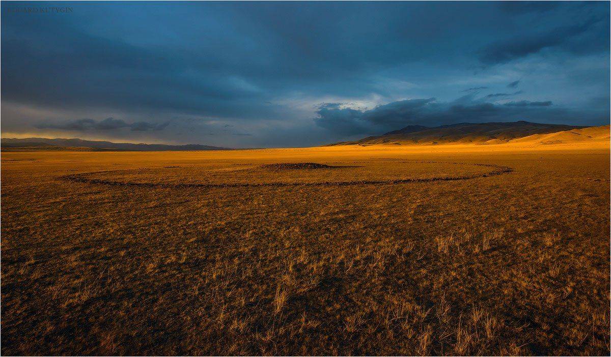 Кутыгин, Алтай, Чуйская, керексур, степь, , Кутыгин Эдуард