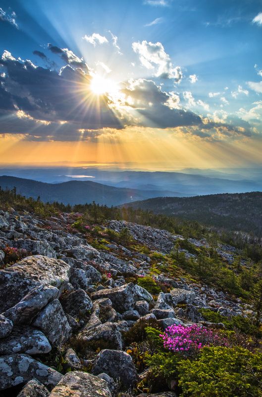 Пидан, Приморский край, Приморье, горы, закат Игры света фото превью