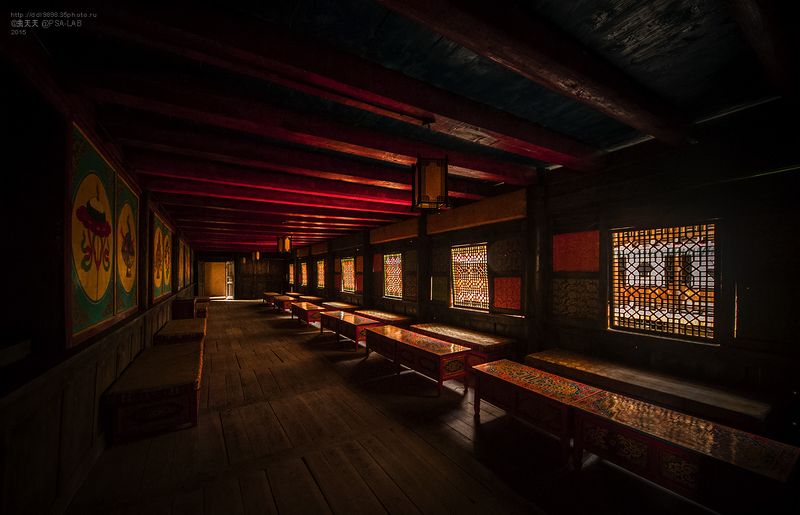 тост  директор  чжай  土司官寨 фото превью