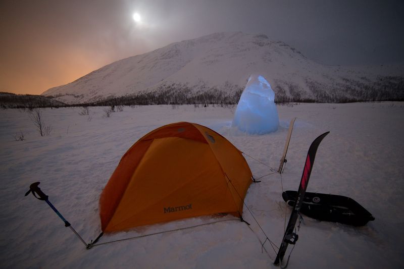 хибины, зима, палатка, снег,  Холодная ночевка фото превью