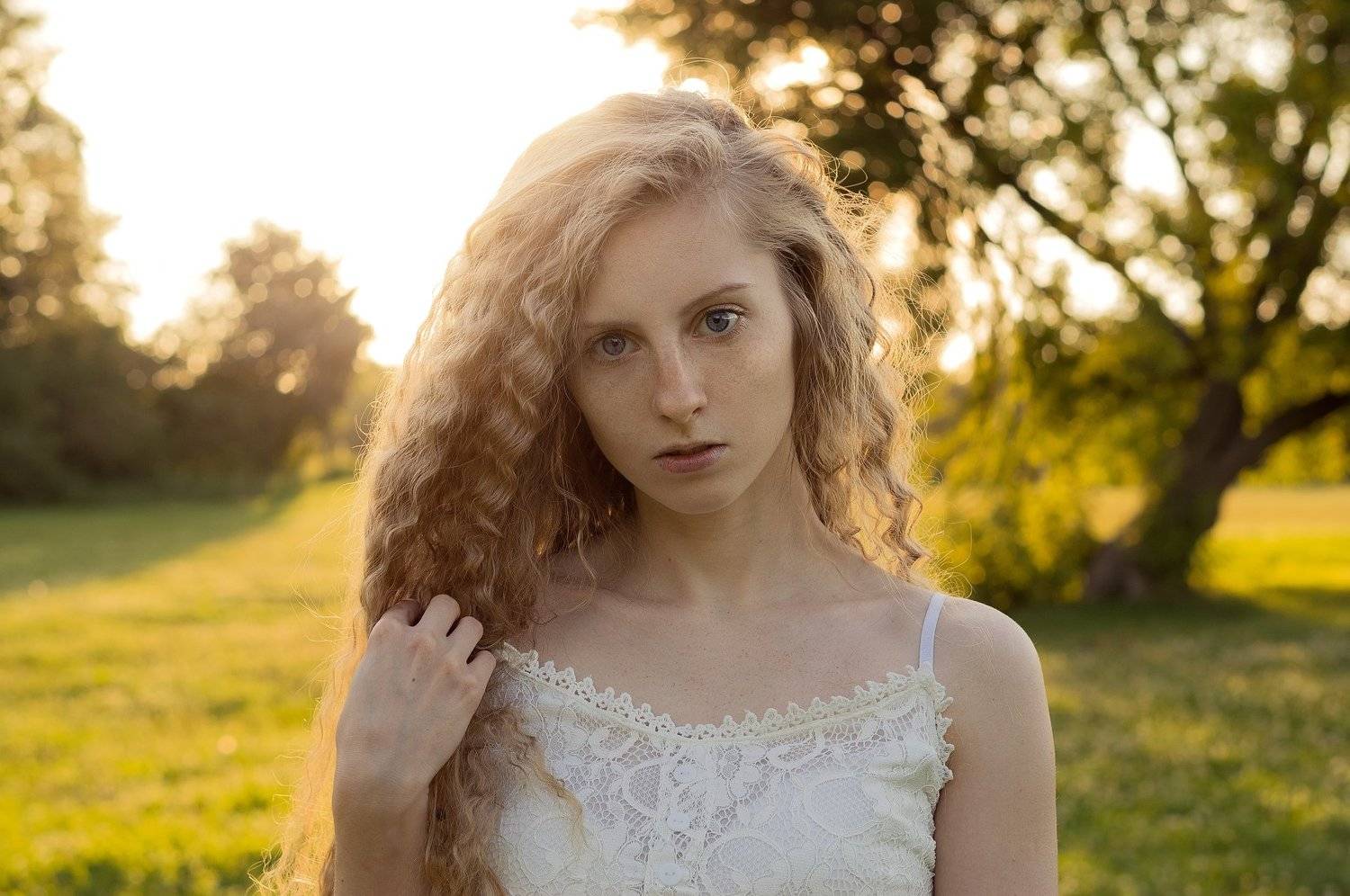 Angry blondie. Автор: Наташа Янкелевич , Наташа Янкелевич