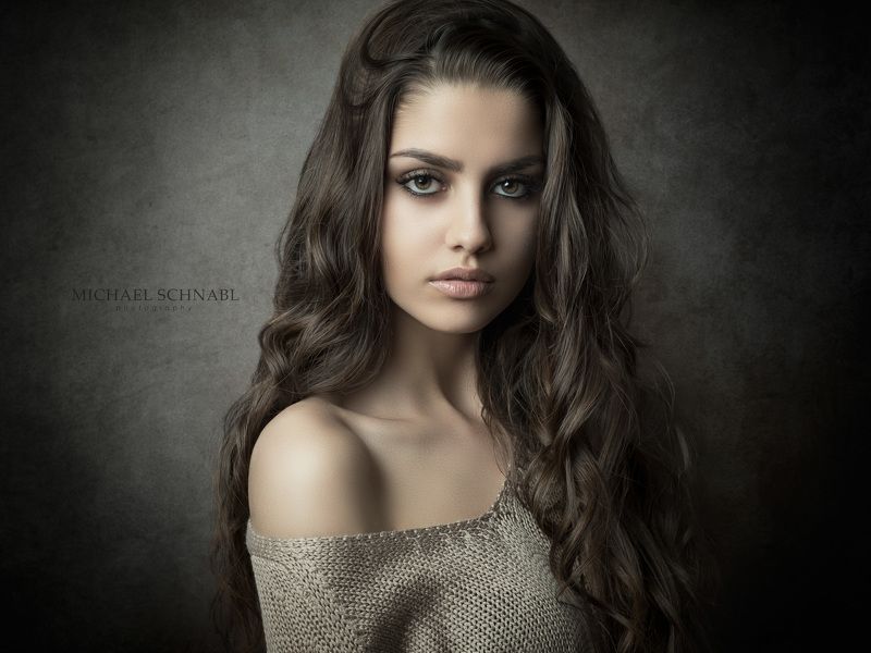 portrait, woman, long hair, fine art portrait, Simone фото превью