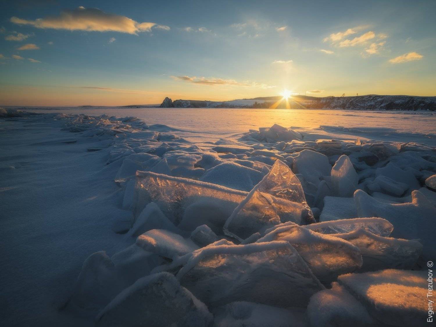 байкал, март, рассвет, лед, снег, солнце, льдины, Евгений Трезубов