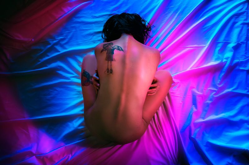 portrait, fine art, magenta, blue, The Color Theory: Neyra. фото превью